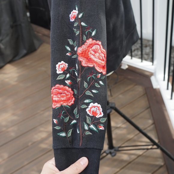Oversized Rose Embroidered Black Hoodie - Picture 4 of 5